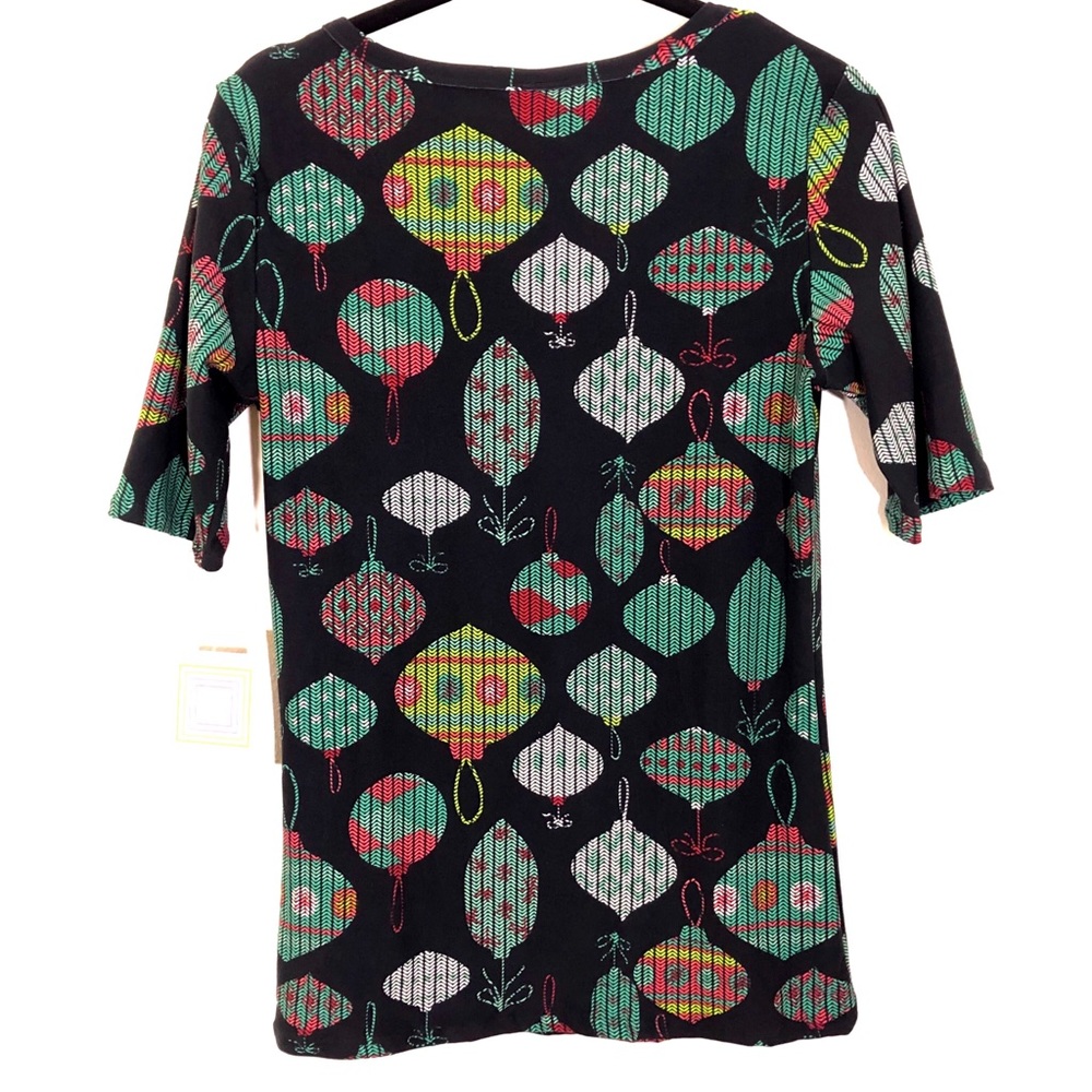 LuLaRoe Gigi Holiday Tee—Size Small—NWT